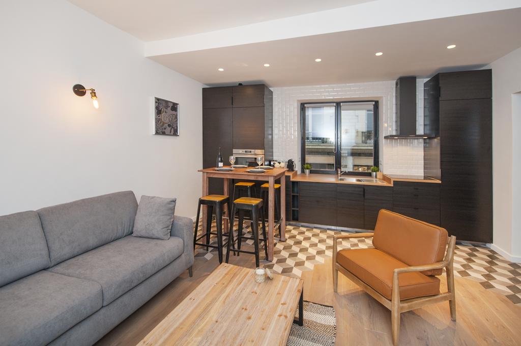 Pick A Flat'S Apartment In Le Marais - Rue Sainte Croix De La Bretonnerie باريس الغرفة الصورة