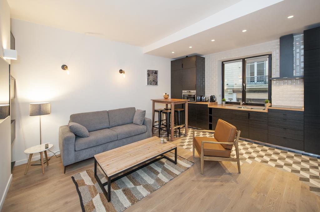 Pick A Flat'S Apartment In Le Marais - Rue Sainte Croix De La Bretonnerie باريس الغرفة الصورة